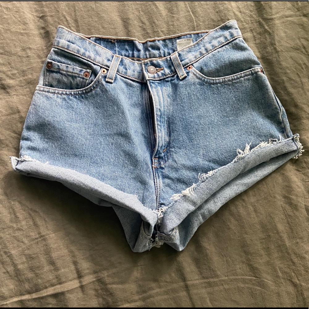 Vintage Levi’s 512 cut off shorts